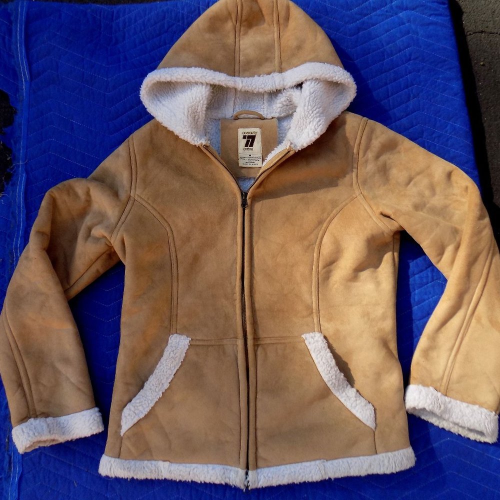 Seventy Seven Hooded Sherpa Jacket - Size M